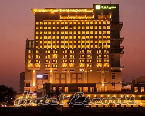 Ritika Panday Holiday Inn Hotel Escorts